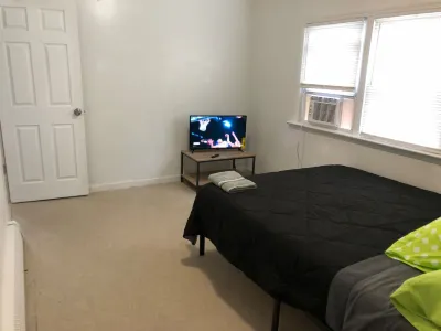 Private 3 Bedroom and 1 Bathroom House with Direct NYC Manhattan Train a 15 Minute Walk Away Hotels near Perth Amboy City Hall