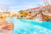 Water Wheel Resort Condo D101 Hoteles en New Braunfels