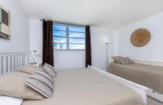 Oceanfront Pool and Balcony - Spacious Ocean View Retreat