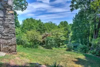 Stunning Mountain Views and Spacious Deck - Breathtaking Sanctuary