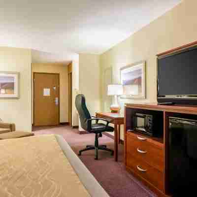 Comfort Inn Colby Rooms