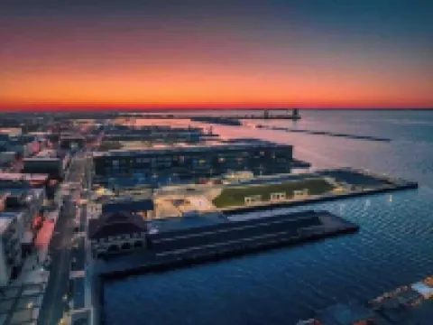 Stylish Condo Downtown Sandusky