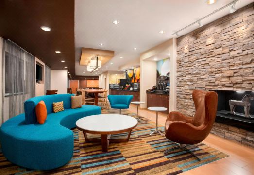 호텔 외관 전경