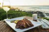 曼薩尼約灣旅館