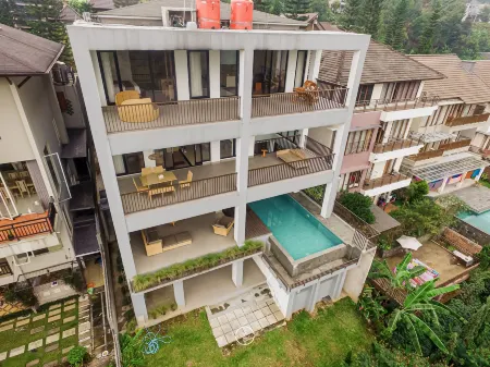 Kamala Plantation View Villa 10 Bedrooms with a Private Heated Infinity Pool and a Billiard Table Отели рядом с достопримечательностью «Bukit Bintang»