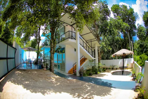 Nelinsa Residence Hotels in Moragolla