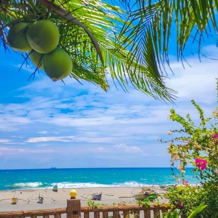 Crystal Shore Beach Resort Powered by Cocotel