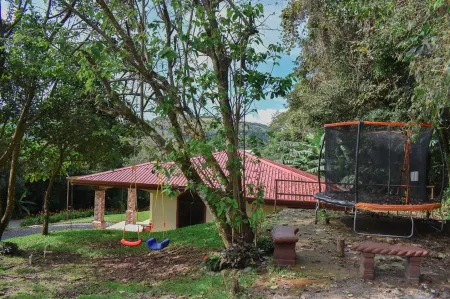 La Macadamia - Monteverde