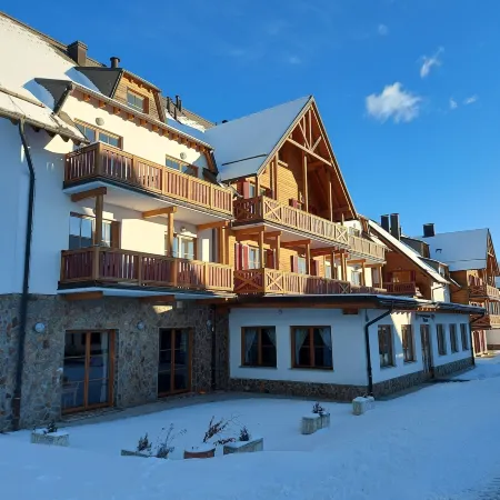 Pohorje Village Wellbeing Resort – Family Apartments Bolfenk