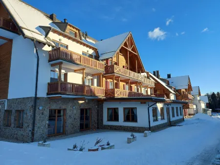 Pohorje Village Wellbeing Resort – Family Apartments Bolfenk