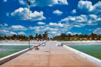 Hacienda Antigua Villa, 50m from Sandy Beach