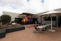 Young Federation Motor Inn and Services Club Hotels in Young
