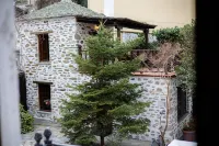 Archontiko Naoumidi - Bergblick