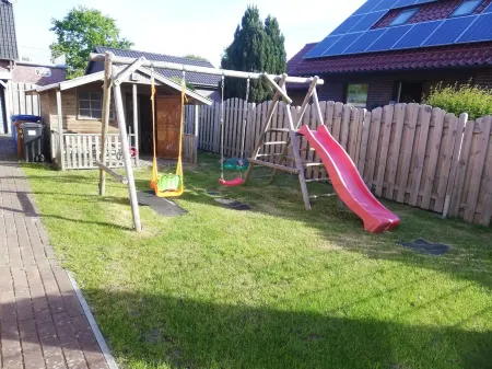 Family-Friendly, for up to 3 People, Pets Allowed, Close to the Beach