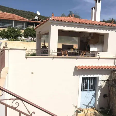 Immaculate 3-Bed House in Ermioni