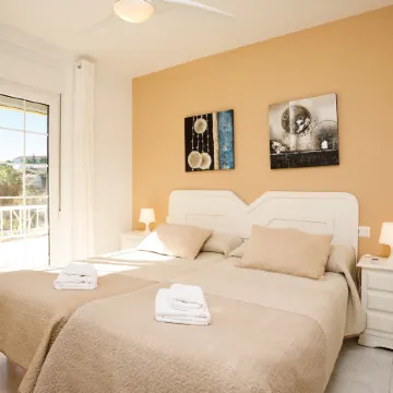 At Almoraide Suites Rooms