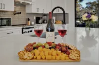 Serene Getaway Nestled in the Tx Hill Country! Hotels in Canyon Lake