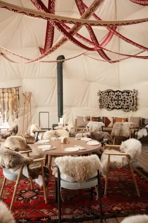 Tenir Eco Hotel Отели в г. Бескайнар