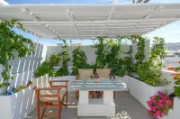 Santa Katerina Apartments & Studios