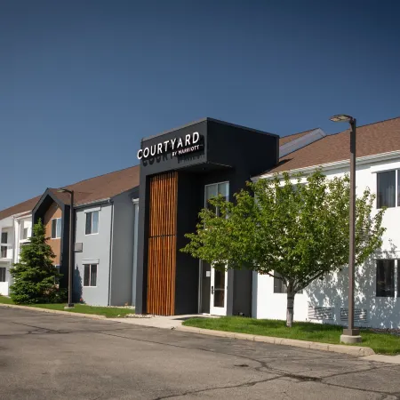 Courtyard Lansing