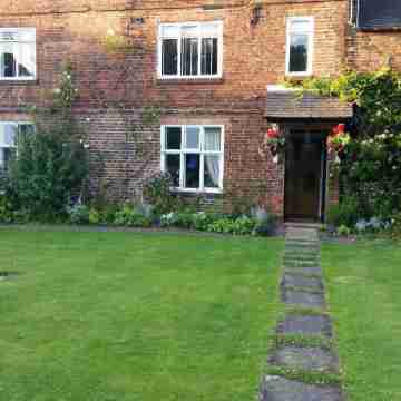 Mackworth House Farm Hotel Exterior