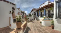 Hotel Santa Paula Hotels near Capilla de la colonia CNOP