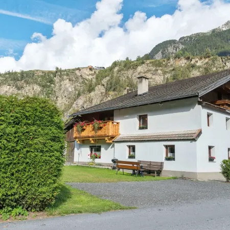 Boutique Holiday Home in Längenfeld Near Ski Bus Stop