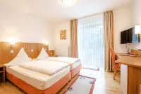 Gasthaus Hotel Ostermeier - Alloggi
