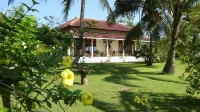 Rumah Kita Villa/Hotel Hotels in Kalibaru