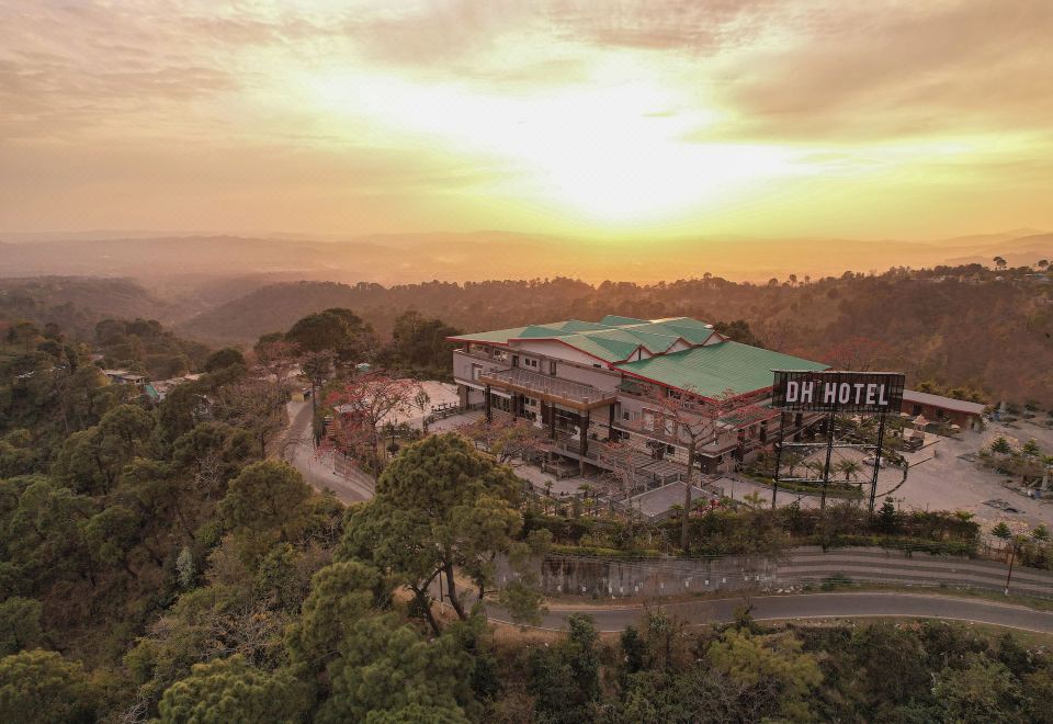 hotel overview picture