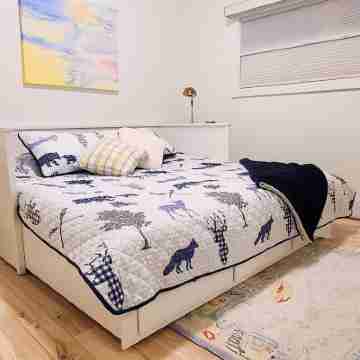 The White House Rooms