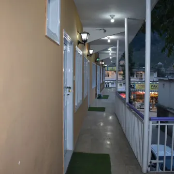 Green City Hotel