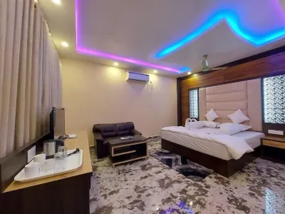 Llyods Beach Resort