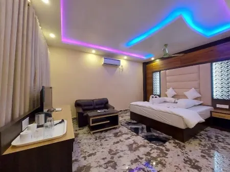 Llyods Beach Resort Отели в г. Мандармани