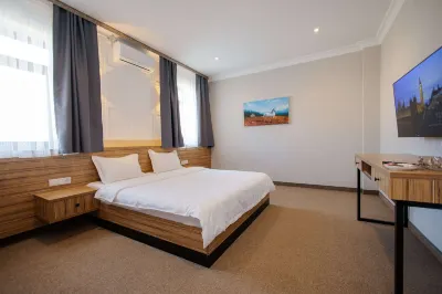 281 Hotel