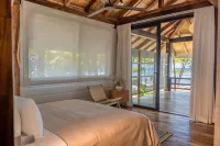 Blue Mist Hotel & Beach Club - Balkon