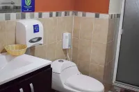 Rancho Chanel Hotels in Эль Конго
