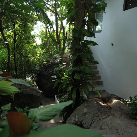 Lunar Villas Koh Tao - Luxury Private Pool Villas