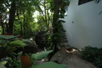 Lunar Villas Koh Tao - Luxury Private Pool Villas 타 덴 베이-케이프 야이 니 호텔