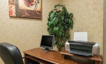 Days Inn by Wyndham Duluth Lakewalk