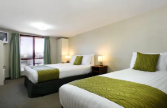 Gladstone Motel Hotels in Richmond