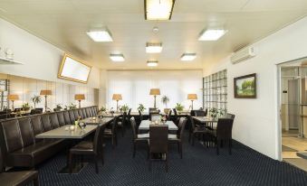 Hansa Hotel