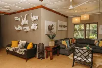 Biweda Nguni Lodge Hotels in Mkuze