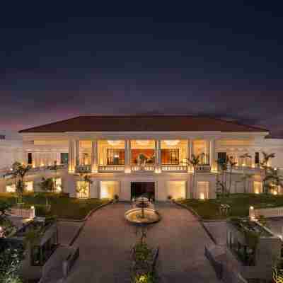 Taj Taal Kutir Hotel Exterior