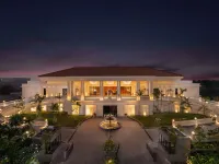 Taj Taal Kutir Hotels near Millenium Park