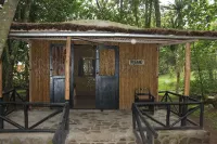 Red Rocks Rwanda - Bamboo Cottage Hoteles en Nyakinama