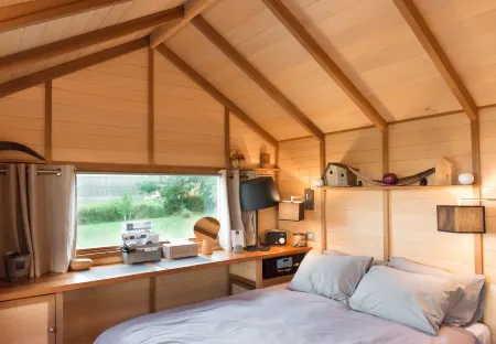 Le Domaine des Prés Verts Suites & Chambres Avec Jacuzzi Privatif Отели в г. Мейи-Сюр-Рувр