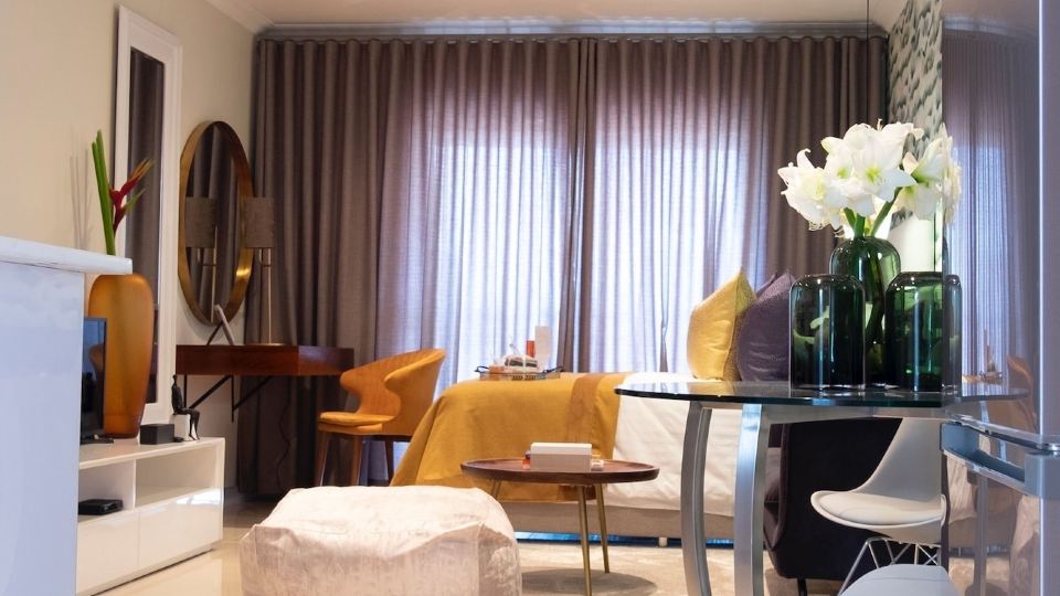 The Wilcrest Apartment