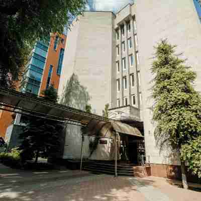 Dacia Hotel Hotel Exterior