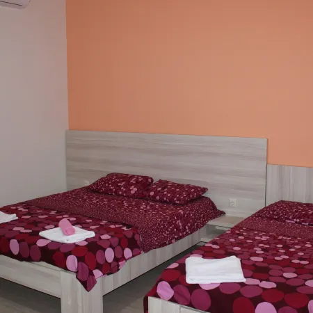 Hotel 7